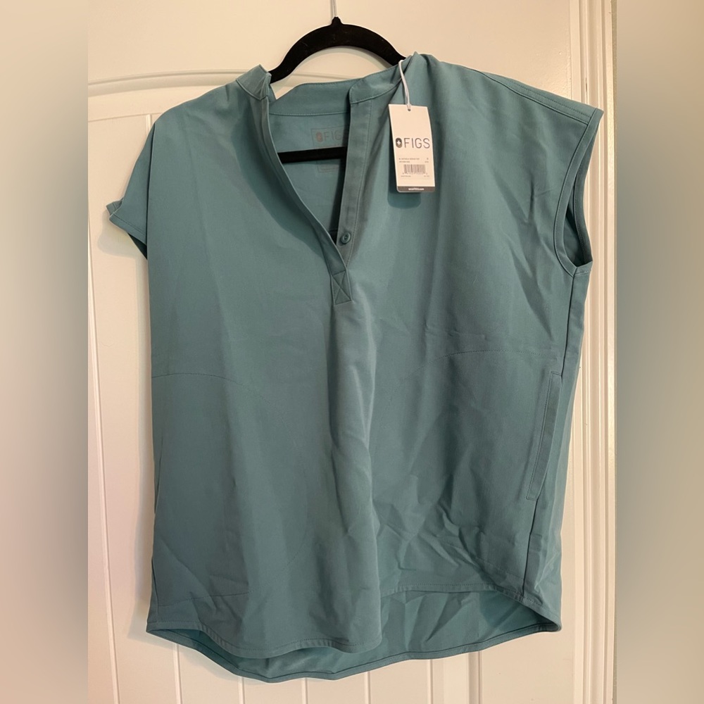 NWT FIGS RAFAELA SCRUB TOP- HYDROGREEN